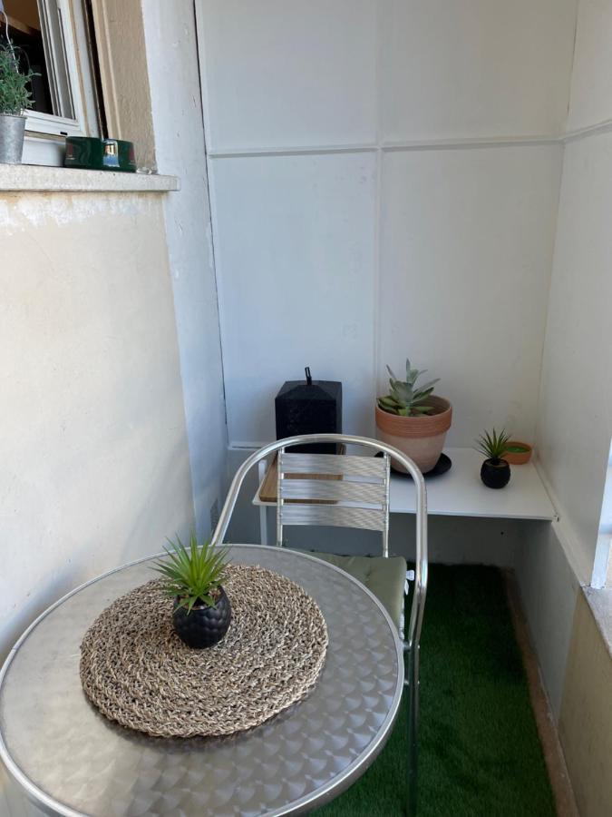 Grand Studio 7 minutes de la Plage et Climatisé sur Juan Les Pins Antibes Extérieur photo